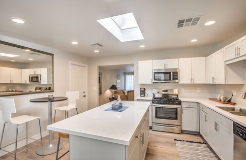 Winchester House | Cozy, spacious 4 bedroom house! Near strip!