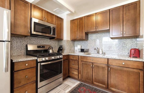 Lone Mountain Apartment | Cozy Spacious Furnished 1BR-APT in the Heart of SF