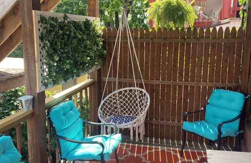 Lower Lawrenceville Apartment | Cozy, spacious, offstreet parking, great location!