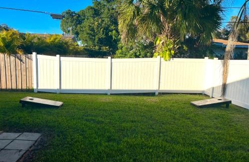 Harbor Bluffs House | Cozy Spot, 5 Min Away from Beach