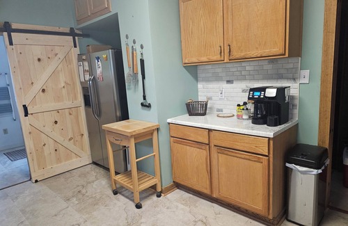 Marlinton House | Cozy spot close to the Greenbrier bike trails and river and the Snowshoe resort!