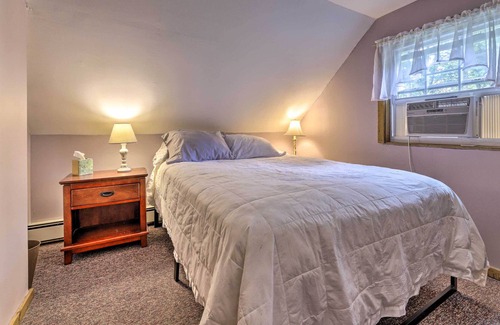 Stafford House | Cozy Stafford Cabin, Near Reservoir & Beach!