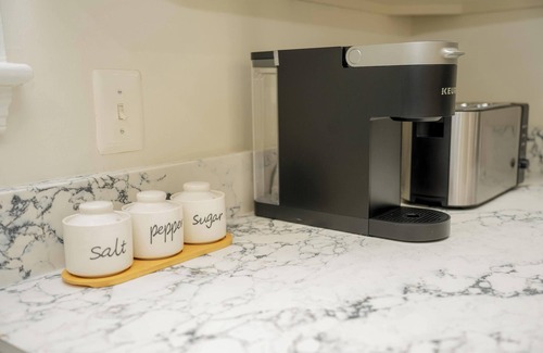 Wheaton-Glenmont House | Cozy stay in Silver Spring- See the best of DC