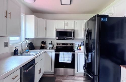 Fairbanks House | Cozy Stay Retreat