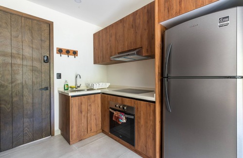 Santa Maria Huatulco Apartment | Cozy studio apartment near beach with roof top pool, AC, WiFi