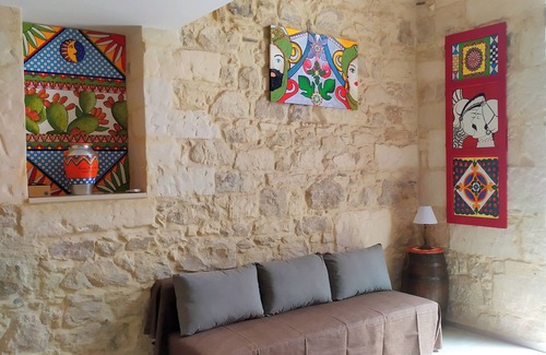 Ragusa Apartment | Cozy studio apartment in the historic center