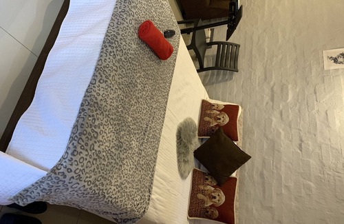 Greater Johannesburg Metropolitan Area Apartment | Cozy studio apartment