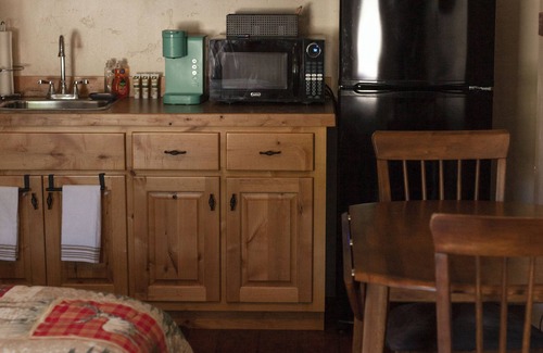 Columbia Falls Cabin | Cozy Studio Cabin with Kitchenette - Walk to Downtown Columbia Falls!