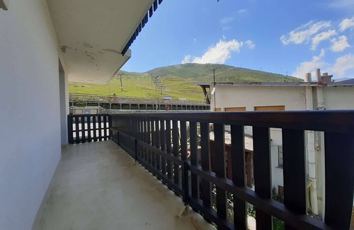 Pla d'Adet Apartment | Cozy Studio for 4 with Balcony, Ski-In/Ski-Out Access, and Modern Amenities in Pla d'Adet