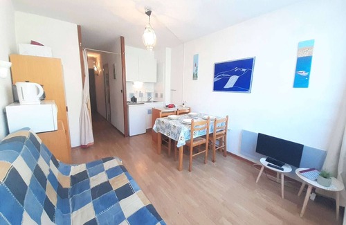 Piau Engaly Apartment | Cozy Studio for 4 in Piau Engaly, Ski Storage, Equipped Kitchen, TV, Ideal for Families