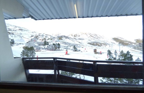 Arette Apartment | Cozy studio for 4 with direct slopes access in Arette