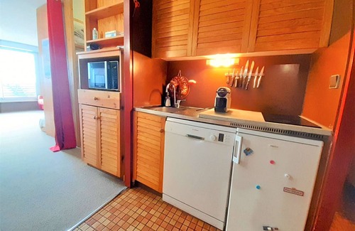 Piau Engaly Apartment | Cozy Studio for 6 with Mountain View, Ski Locker, and Modern Amenities in Piau-Engaly