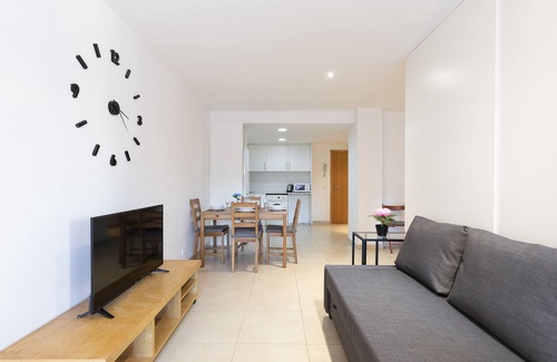 Sant Marti de Provencals Apartment | Cozy studio in 15 mins from the center