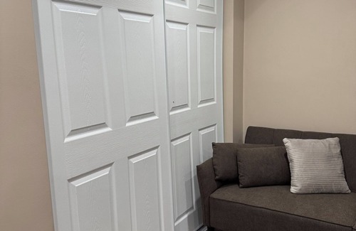 Winnetka Apartment | Cozy studio in amazing Los Angeles with WiFi, AC, full equip !
