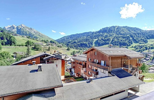 La Clusaz Apartment | Cozy studio in La Clusaz for 4 pers, WIFI, garage, pets allowed