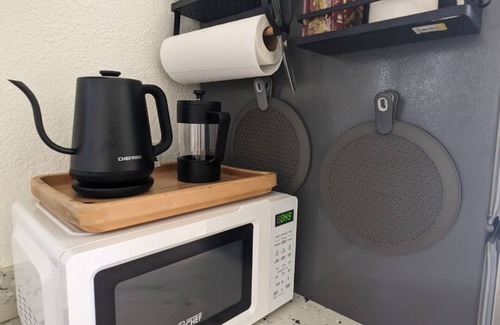 Vallejo Apartment | Cozy studio in lovely Vallejo with WiFi access
