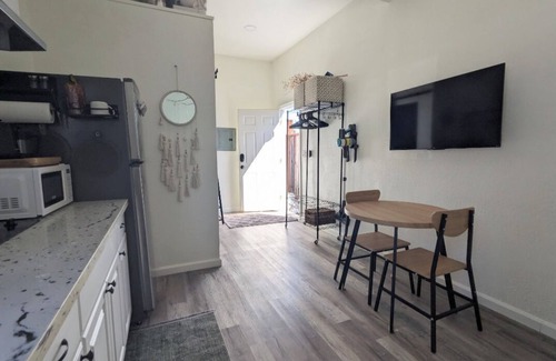 Vallejo Apartment | Cozy studio in lovely Vallejo with WiFi access