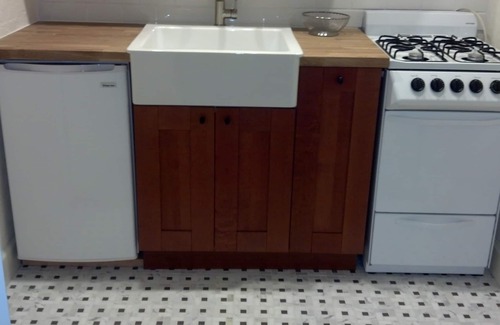 San Rafael Apartment | Cozy studio in San Rafael; close to everything the Bay Area has to offer!