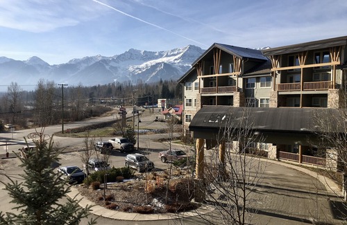 East Kootenay Condo | Cozy Studio in Silver Rock Condominium