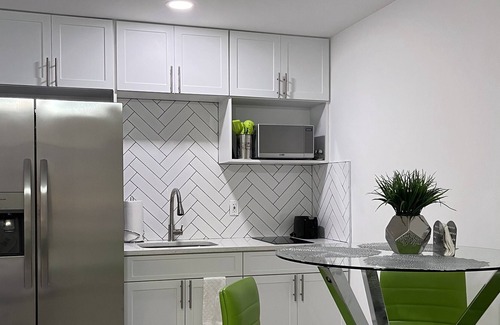 Greenacres Apartment | cozy studio in the hearth of WPB