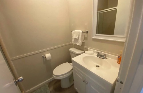 Cleveland Apartment | Cozy studio in wonderful Cleveland with fishing and nature!