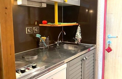 Piau Engaly Apartment | Cozy Studio Sleeps 4 with Balcony, Elevator, Ski Locker - Piau Engaly