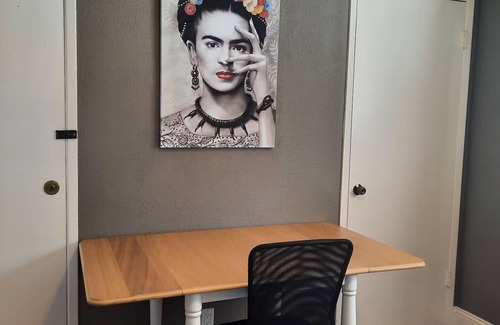Walnut Creek House | Cozy Studio w/Kitchenette/Patio. Near Trail, BART & Downtown. Pet Friendly.
