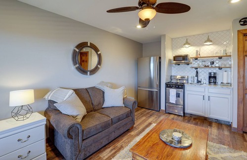 Apple Ridge Apartment | Cozy Studio w/ Mountain Views by Blowing Rock