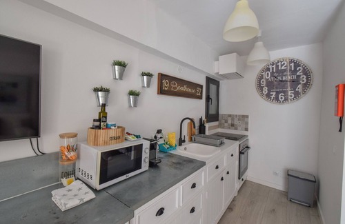 Soller Apartment | Cozy Studio with sea views and walking distance from the beach