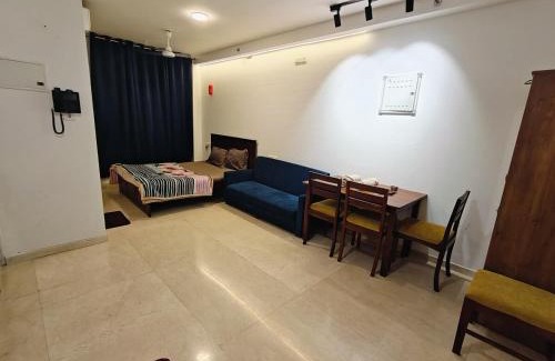 Thane West Apartment | Cozy studio with Dolby Sounds Hiranandani Estate