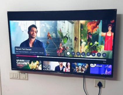 Thane West Apartment | Cozy studio with Dolby Sounds Hiranandani Estate