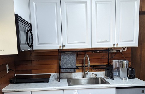 Federal Way Apartment | Cozy studio with private entrance, free WLAN and private parking space.
