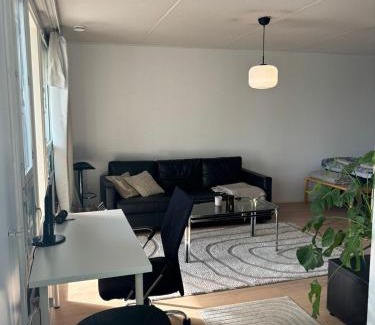 Lantinen District Apartment | Cozy Studio with Private Sauna in a Peaceful Area