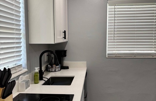 Pompano Beach Apartment | Cozy Studio with Private Entry