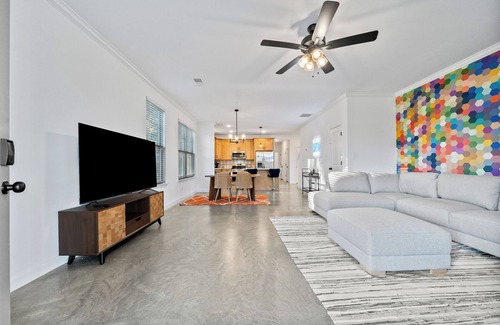 Downtown Memphis House | Cozy & Stylish 3BR Near Downtown Memphis