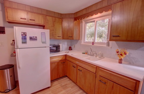 Lackawanna Apartment | Cozy Stylish Apartment very close to Highmark Stadium