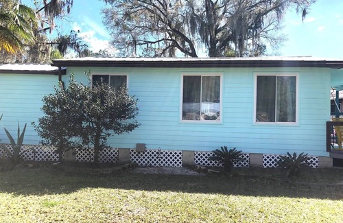 Elkton Cabin | Cozy & stylish cottage w/pool, St. Augustine