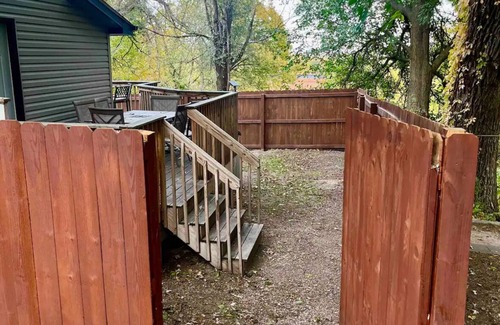 Des Moines House | Cozy & Stylish Single Family Home in Down Town DSM