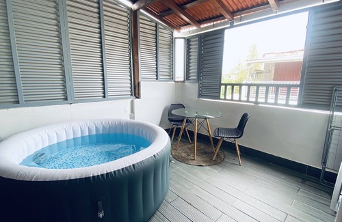 Pointe-a-Pitre Apartment | Cozy suite ✨city center with hot tub✨