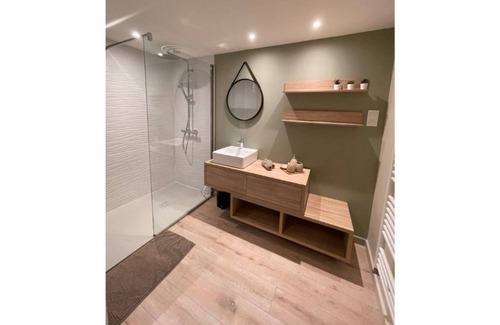 Vinzelles Apartment | Cozy Suite | Heart of Vinzelles near Mâcon | Fully equipped