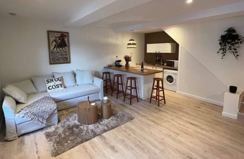 Vinzelles Apartment | Cozy Suite | Heart of Vinzelles near Mâcon | Fully equipped