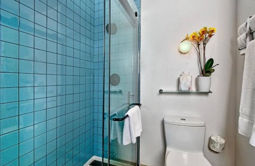 South Beach Hotel | Cozy Suite Steps from San Francisco’s Waterfront, Shopping & Dining