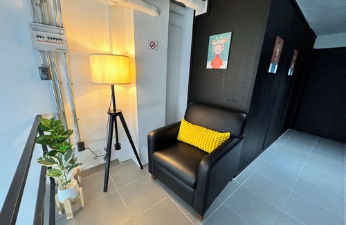 Sukhumvit House | Cozy Sukhumvit House, suit to big group. Near BTS phrakanong.