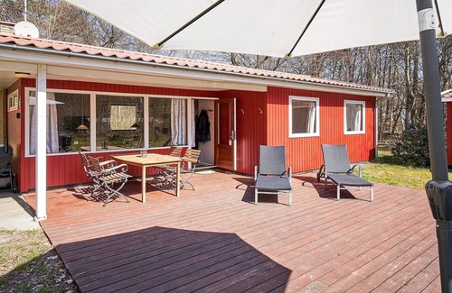 Oster Somarken House | Cozy Summer House Near the Beach