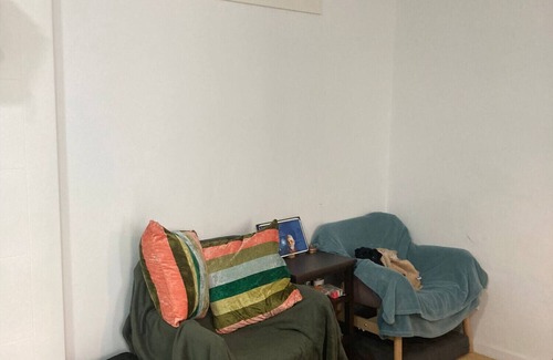 Santo Condestavel Apartment | Cozy T2 Flat + Garden @ Lisbon's chicest districtn
