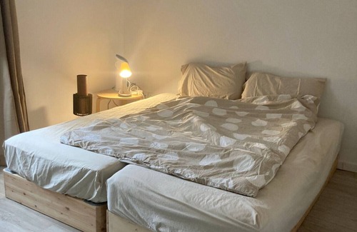 Santo Condestavel Apartment | Cozy T2 Flat + Garden @ Lisbon's chicest districtn