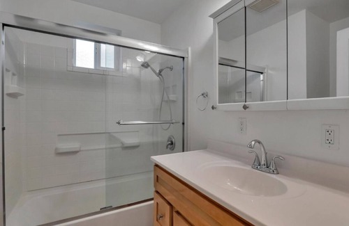 Danville House | Cozy Three Bedroom Home on Cameo Acres