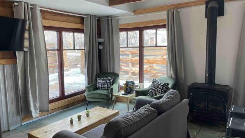 Creede House | Cozy Timbers