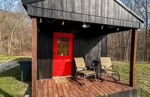 Elgin Apartment | Cozy tiny cabin in Petros -Windrock
