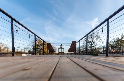 Waco House | Cozy Tiny Container Home-The Outwest